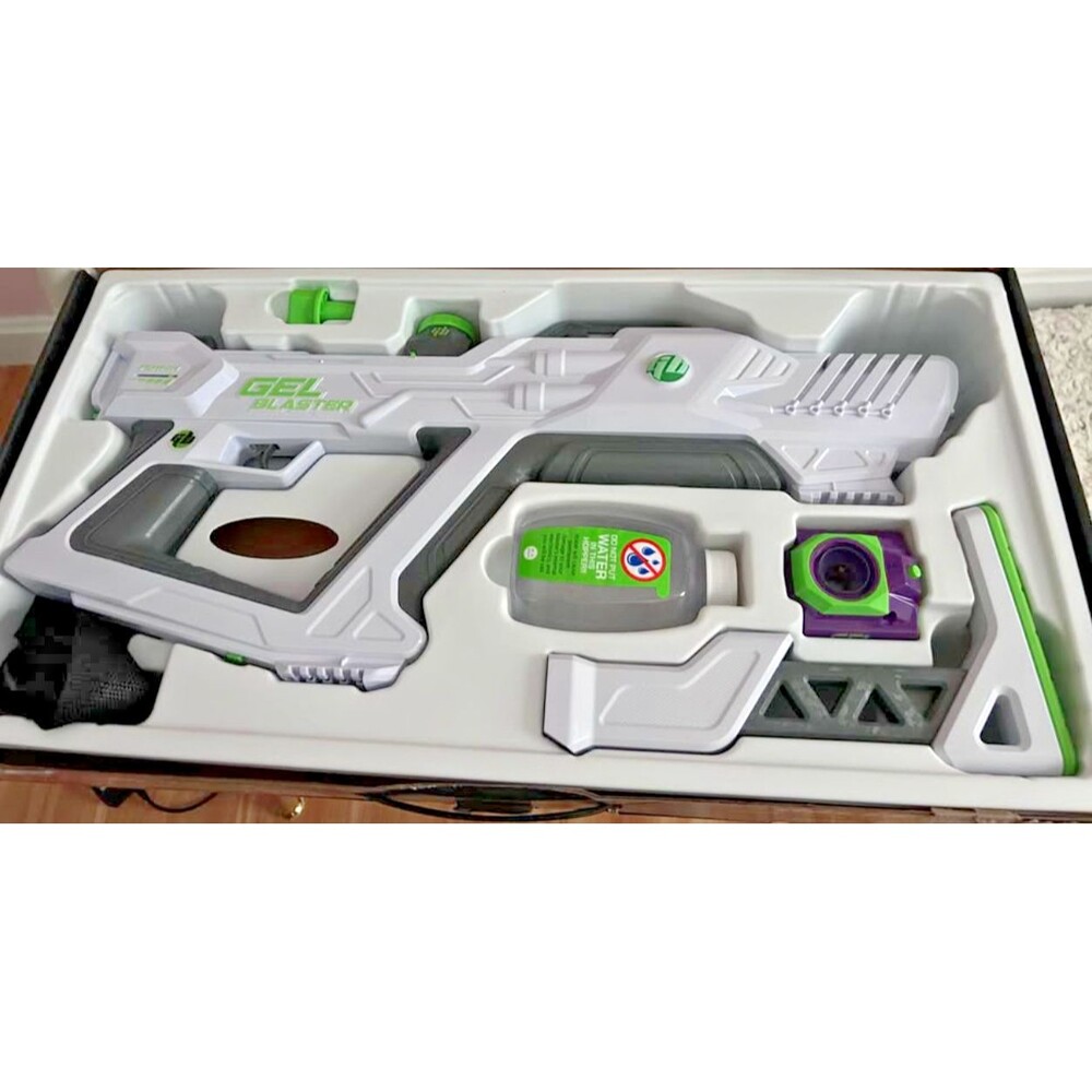 Gel Blaster Surge XL Day N Nite Glow in the Dark Blaster Original Box